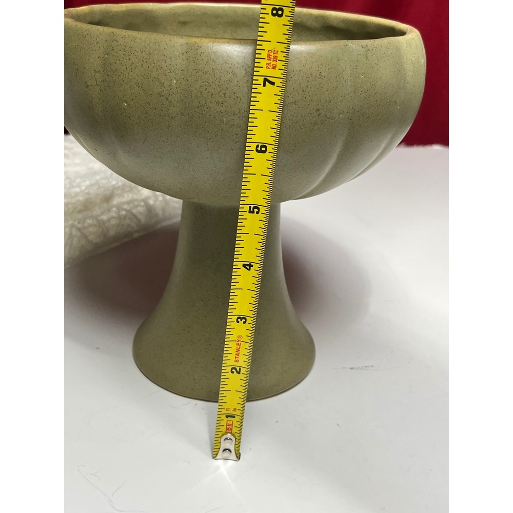 Vintage USA Pottery Speckled Green Pedestal Planter Scalloped Footed Bowl 7.5in - Picture 6 of 6